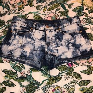Bought off Poshmark NWOT Tory Burch Shorts
